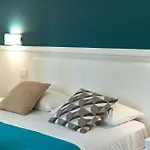 Royal 4*