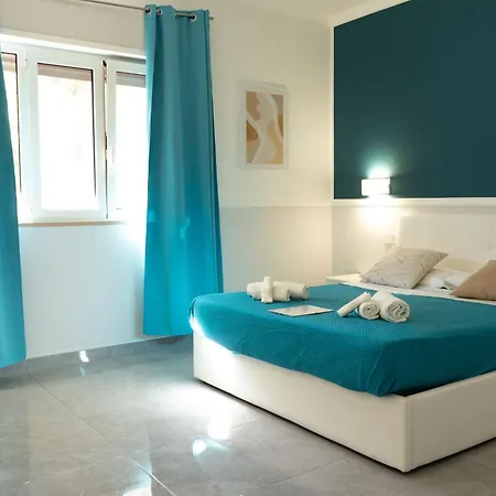Royal 4* Portici