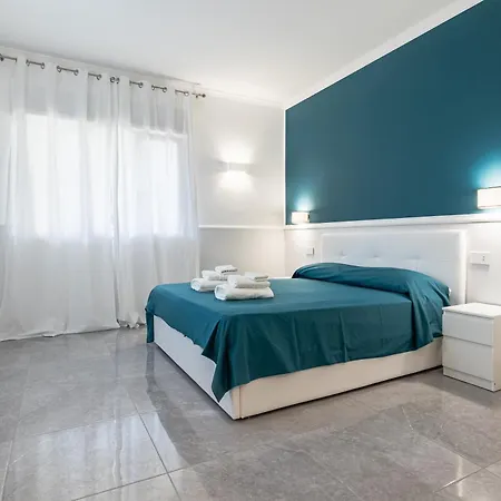 Royal * Portici